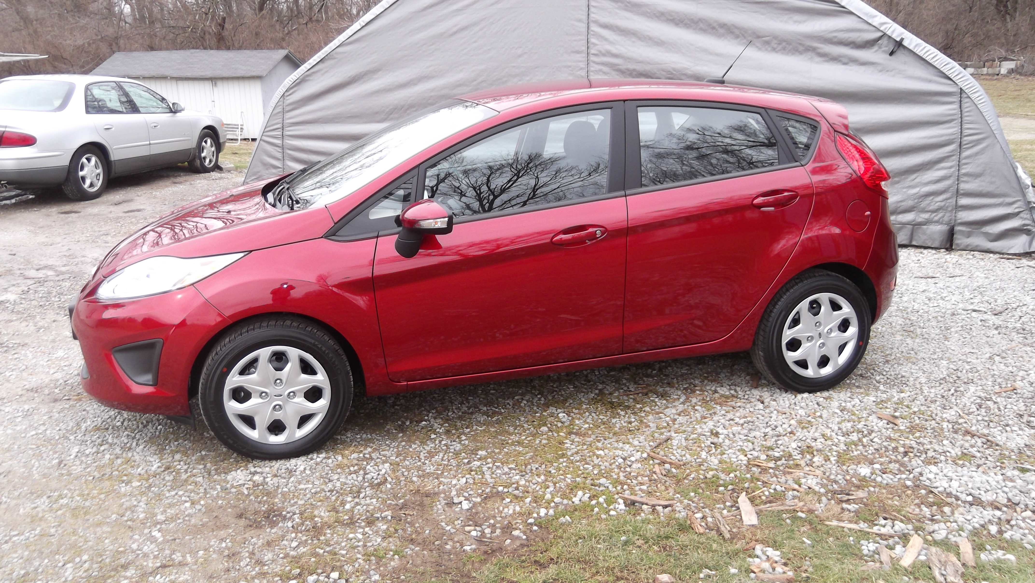 2013fordfiesta.JPG